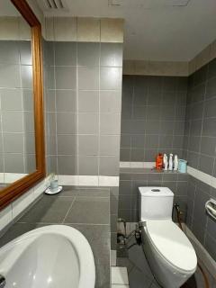 Riverbank Suite Waterfront with River view - Kuching - 2