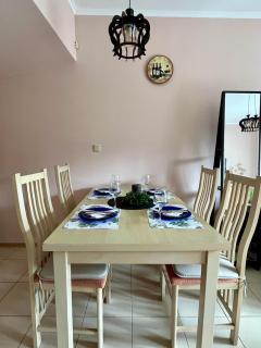 Mountain Breeze Villa - 1