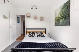 MAISON CENTRE VILLE + GARAGE - 8