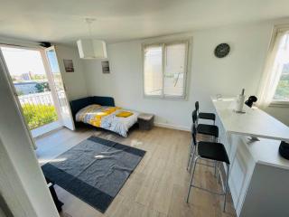 8N Apartment group near Paris - Bondy - 1