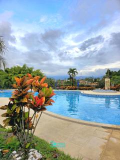 Apartamento Privado Vacacional a 5m del Aeropuerto, 20 minutos del Parque del Cafe y Centro de Armenia con 4 Piscinas, 3 Jacuzzi, Sauna By Molca Xperiences 3H - 3