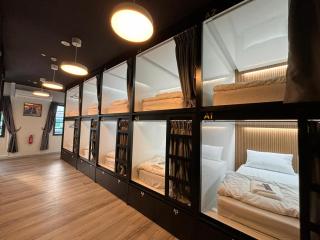 POTATO Boutique Hostel - 9