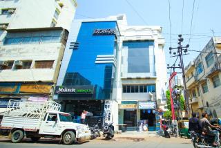 Hotel Upasana - Rajkot - 9