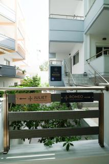 Rhodes Retreat: Modern Comfort in Serene Luxury - 3