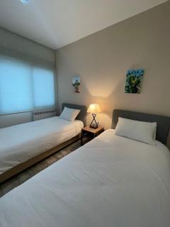 Saphira Apartments-EMERALD - 2