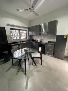 Spacious 2 bedroom apartment - Accra - 8