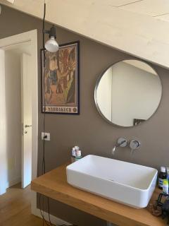 Attico con terrazzo vicino al centro e alla metro - 1