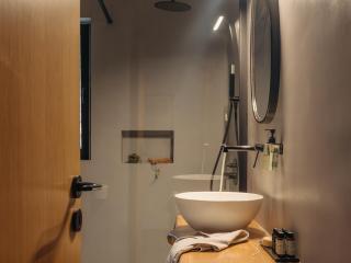 Kourmas Suites - Limeni - 5