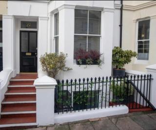 Stay@27 - Brighton & Hove - 9
