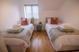 Business Stay, Station Access in Greenwich Borough - Abbey Wood - 3