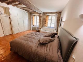 Magnifique appartement 70m2 proche du palais des papes - Avignon - 3