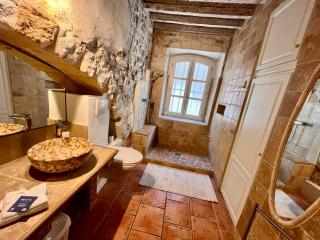 Magnifique appartement 70m2 proche du palais des papes - Avignon - 1