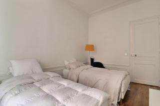 Luxury 3 Bedrooms Apartment near Champs Elysees - París - 9