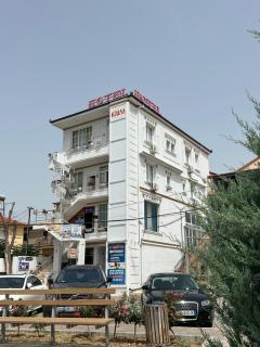 KU&NA HOTEL BELSH - 8