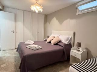 Full Semi-Garden apartment in Villa at Mondello - Palermo - 5