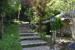 Chalet climatisé en bordure de rivière mansardée - Trébas - 6