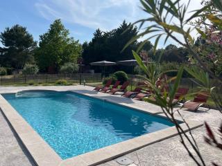 Proche Roussillon, La villa rouge Luberon, piscine chauffée, climatisation et vue Luberon - Gargas - 8