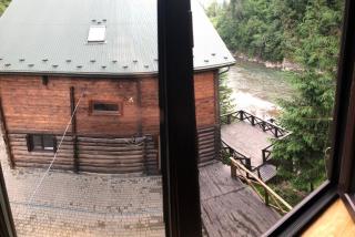 4 Mountains Hotel - Bystrets - 6