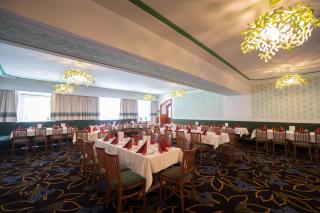 AKTIVHOTEL Weisser Hirsch - 2