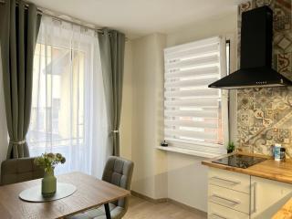 Timco apartment with balcony and air-conditioner - 9