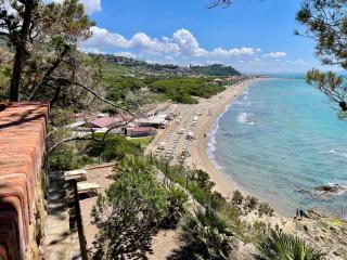 Il Poggetto primo piano, 4 camere, terrazza vista mozzafiato a soli 200 m dal mare! by Alfareal - Castiglione della Pescaia - 7