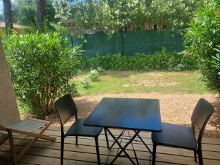 Fiori Di Cala Rossa Très beau studio, 2 adultes 1 enfant moins de 3 ans, au sein d'une résidence hôtelière avec piscine et plage Cala Rossa à 600m - Lecci - 5