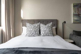 Luxury Studio Apartment - CoWorking - City Views - Cape Town - 4