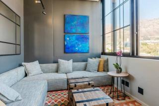 Luxury Studio Apartment - CoWorking - City Views - Cape Town - 3