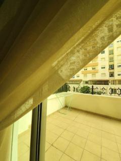 Spacious Appartment in the heart of Tangier with 2 living rooms, 2 bedrooms KING SIZE beds, 2 baths, 2 patios - 3