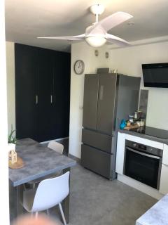 Chambre avec salle d'eau privée dans appartement partagé 200 m du tram - 7