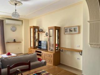 Deluxe Beachfront Apartment by ApartmentsVloraHolidays - Vlorë - 6