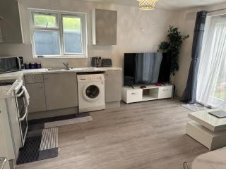 Garden Guest House - 9