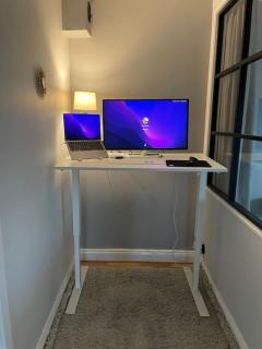 Rymlig och modern lägenhet i lugnt läge - 2