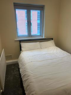 Luxury Green 2 Bed City Centre Apartment close to Mailbox,Bullring, Broad Street for Leisure and Families - 8