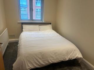 Luxury Green 2 Bed City Centre Apartment close to Mailbox,Bullring, Broad Street for Leisure and Families - 9
