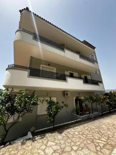 Ylli's Apartments - 5