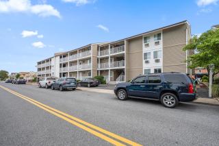 2 Bedroom Bayside Condo with Pool in OCMD - 9