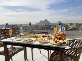 FAMILY ROOM ASSER PYRAMIDS VIEW HOTEL - Il Cairo - 1