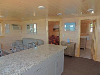 Angel Rock Waterfront Cottages - Cape Vincent - 1