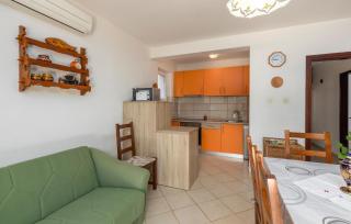 Stunning Apartment In Omisalj With Wifi - Omišalj - 6