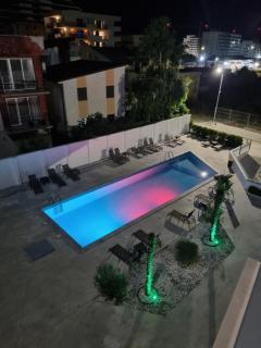 Myriam Luxury - 9