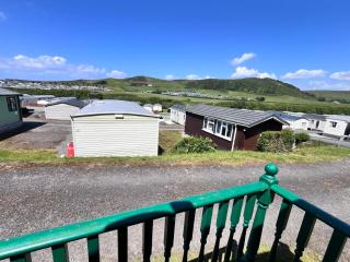 Van number 123 Beautiful Caravan sleeps 4 - Aberystwyth - 6