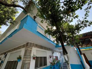 Island Apartments - 8