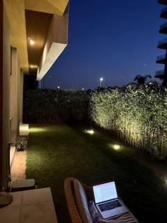Cozy Garden Flat with Full Kitchen - Madīnat aţ Ţalāʼi‘ - 3