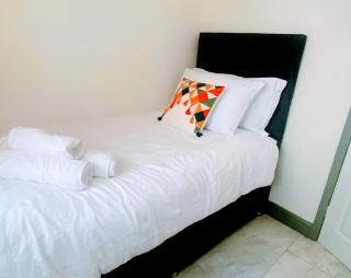 Modernised 3 Bed House - Liverpool - 9