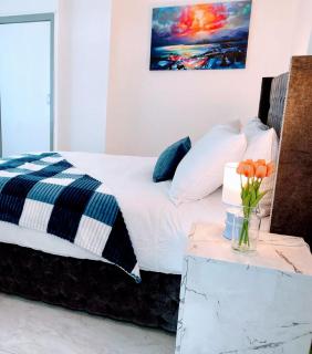 Modernised 3 Bed House - Liverpool - 8