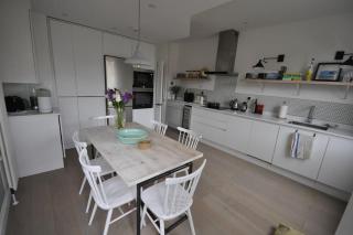 Lovely 2-bed maisonette with garden close to river in Barnes - Mortlake - 1