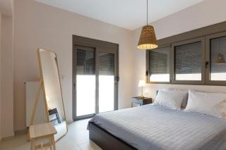 J&G Rhodes city flat - 3