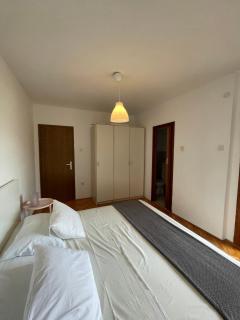 Apartments Dulcic - Stari Grad - 4