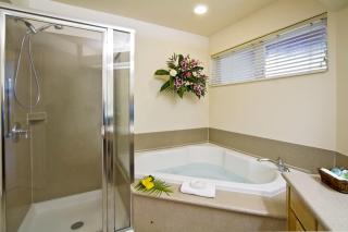 Oceanview Shearwater, 2Bd, 2Bath, Princeville, Kauai - Princeville - 3
